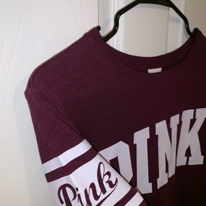Pink VS t-shirt